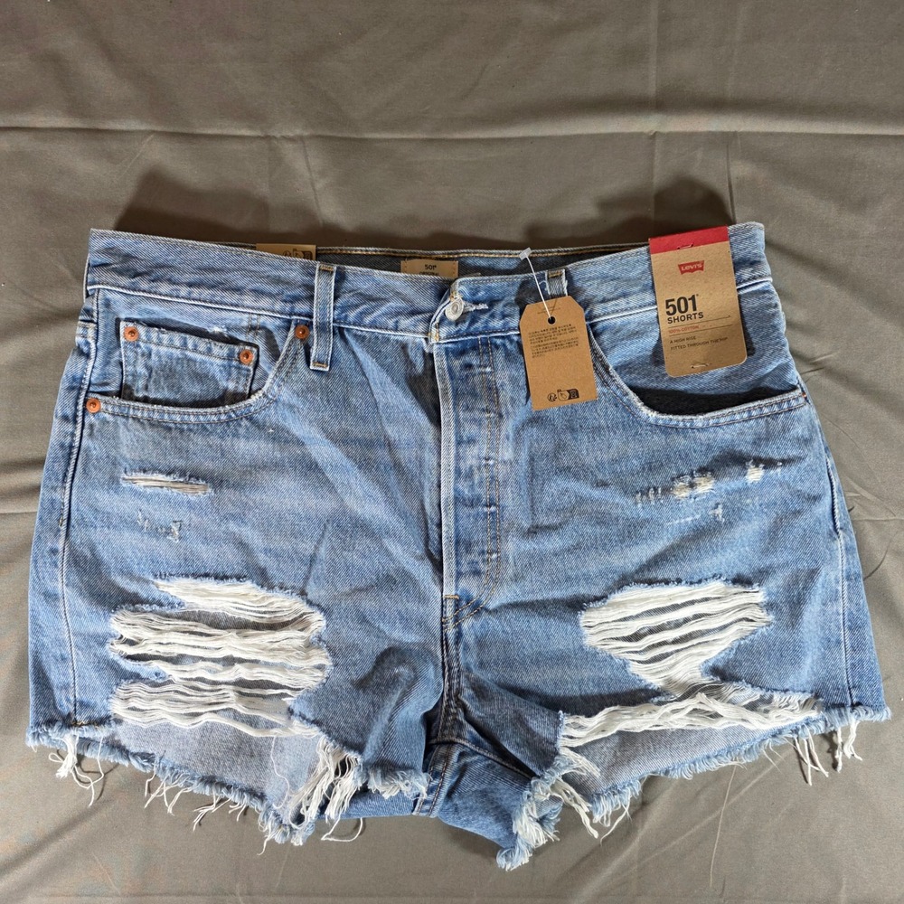 Levis 501 Original Shorts Womens 33 High Rise Distressed Denim Light Wash New